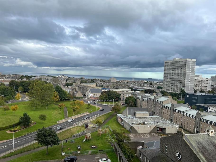Stunning 2-Bed Apart In The Heart Of Aberdeen* Exterior foto